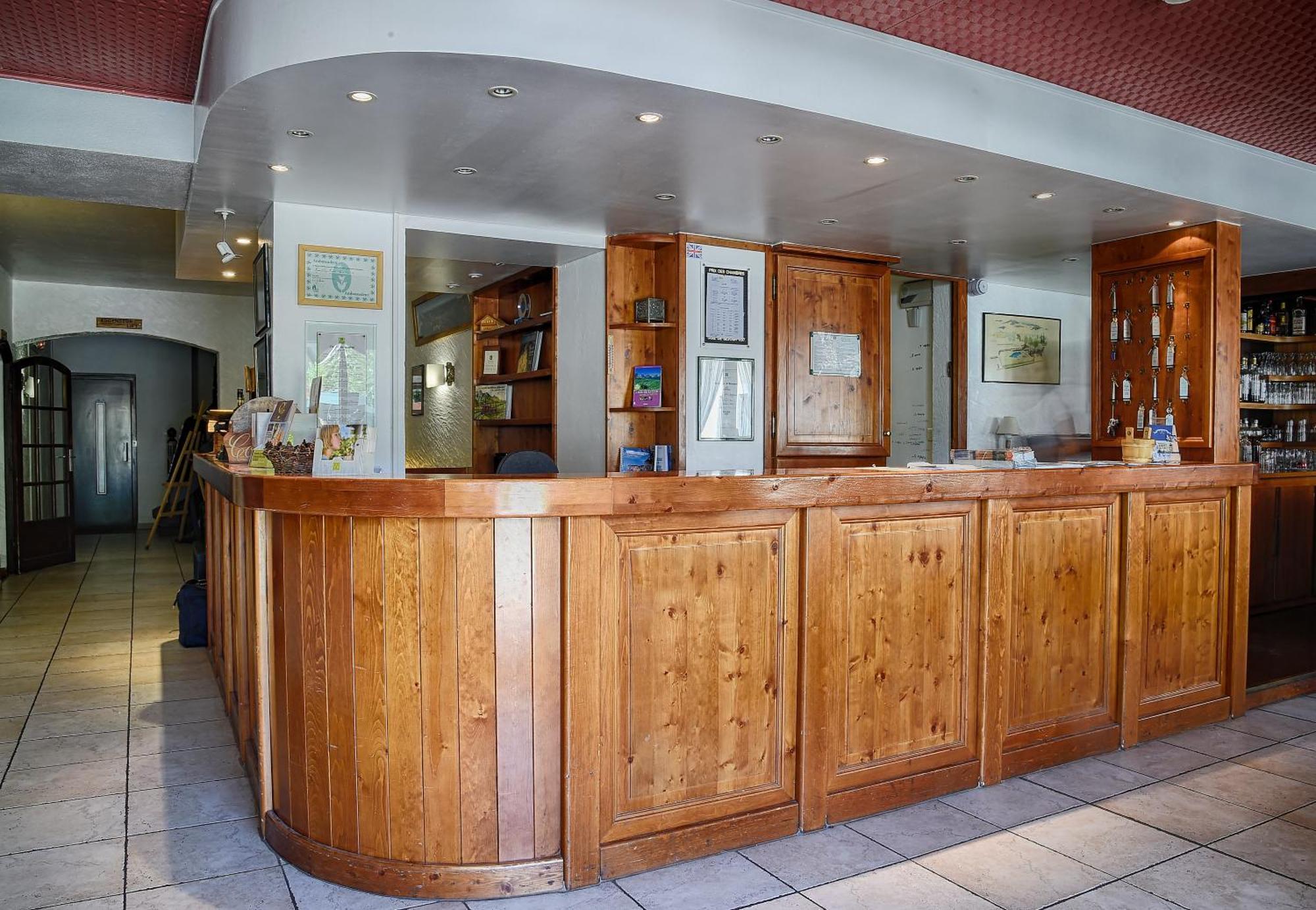 Logis Hotel - Le Col De L'Arc Lans-en-Vercors Luaran gambar